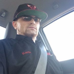 Meet your Posher, Kertis